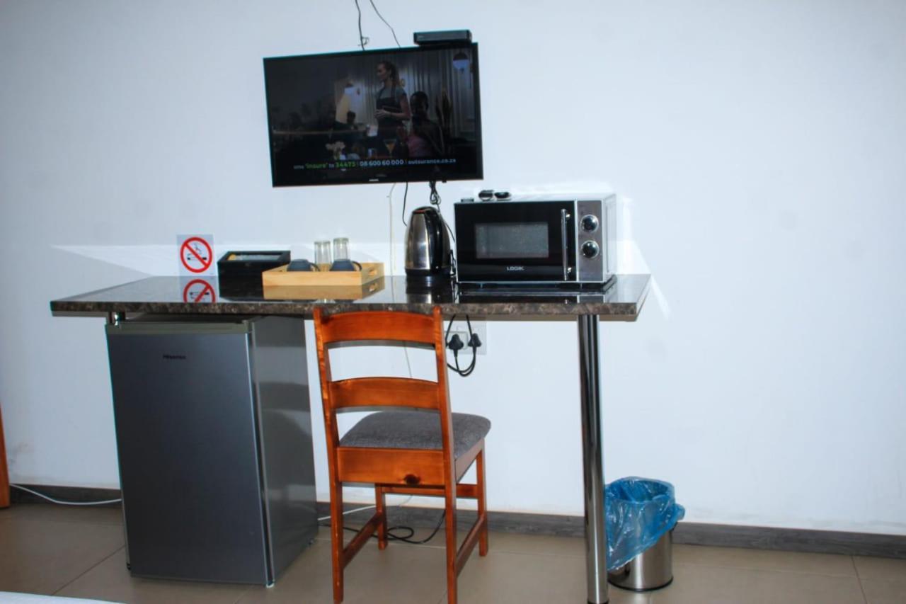 Tranquility Guesthouse Standerton Extérieur photo
